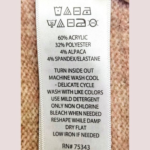 NWT WILLIAM RAST Women's V- Neck Dotted Light Pink Sweater - Picture 8 of 15